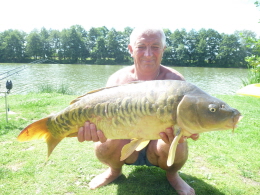 16lb plated mirror 15-8-11 time 12 58 bait hot a 011